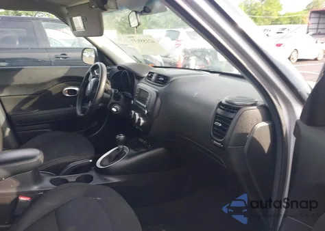 2017 Kia Soul z USA, uszkodzony, nr VIN KNDJN2A21H7427983